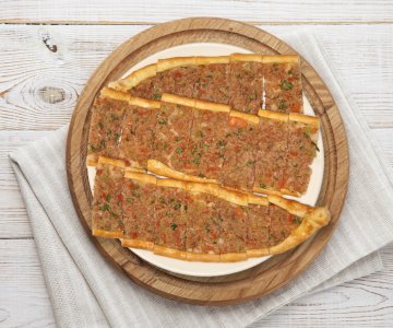 Kıymalı Pide 1 Porsiyon
